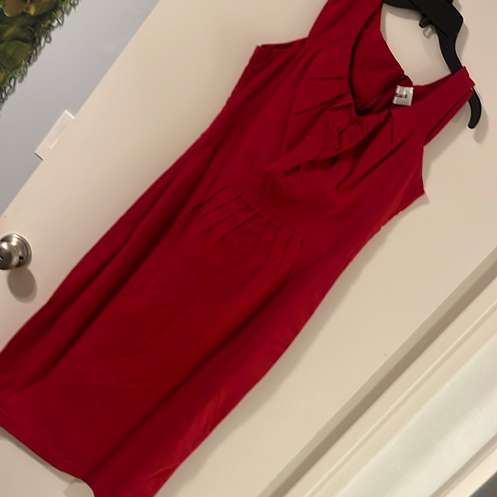 Gently used 1 time midi xl Tatyana very cute with stretch